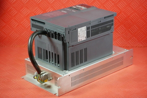 ตัวแปลงความถี่ซีรีส์ A800 รุ่น FR-A840-00310-E2-60 กำลังไฟสามเฟส FR-A840-00310-E2-60 - Product Image 3