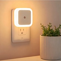 Veilleuse carrée LED intelligente à commande par capteur, lampe de chevet à économie d'énergie