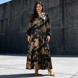 Robe Abaya en polyester imprimé de luxe pour femmes musulmanes avec design personnalisé et vente en gros auprès d'un fournisseur chinois - Product Image 2