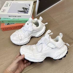 Nuevas Zapatillas de Plataforma con Cordones y Punta Puntiaguda para Parejas, Estilo Retro, Transpirables, de Malla, Casuales, Deportivas, de Goma, para Verano, Unisex - Product Image 2