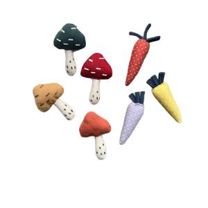प्यारा कस्टम kawai प्लग कीचेन बैग आकर्षण सहायक उपकरण प्लग कीचेन कस्टम मशरूम गाजर के आकार के कार्टून सहायक - Product Image 5