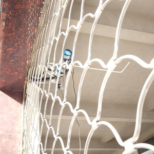 Grille <span class=keywords><strong>de</strong></span> sécurité en acier inoxydable 304, maille diamantée pour la ventilation et la transmission <span class=keywords><strong>de</strong></span> la lumière, idéale pour les devantures <span class=keywords><strong>de</strong></span> magasins et les centres commerciaux - Product Image 2