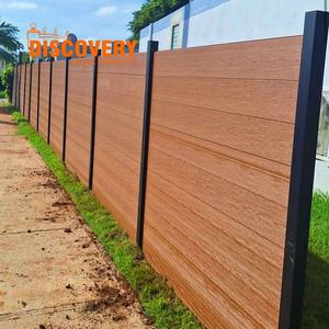 Panneau de clôture WPC moderne à faible entretien, embossé, pour les zones climatiques côtières <span class=keywords><strong>et</strong></span> les maisons de chantier - Product Image 6