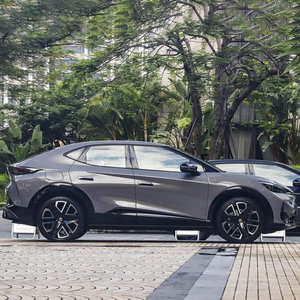 2026 UNYX 06 รถยนต์ขับเคลื่อนล้อหลัง EV สถาปัตยกรรม CEA พื้นที่กว้างขวาง รถ SUV ไฟฟ้าอัจฉริยะ ชาร์จเร็ว ไม่ต้องมัดจำ - Product Image 4