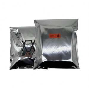 Enveloppes d'expédition en poly argenté avec logo personnalisé, sacs d'expédition métalliques avec logo pour vêtements, sac d'expédition en aluminium - Product Image 1