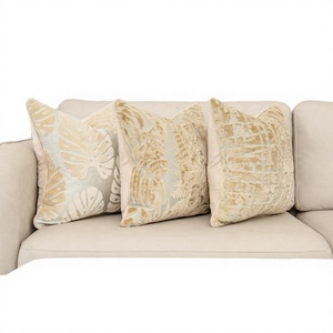 Housse de coussin décorative carrée en velours coupé, personnalisable, motif rayé doré, design moderne et luxueux, pour la maison, l'hôtel, la canapé - Product Image 4