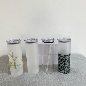 Vente <span class=keywords><strong>en</strong></span> <span class=keywords><strong>gros</strong></span> 25oz gobelet <span class=keywords><strong>en</strong></span> verre transparent dépoli de sublimation blanc droit gobelets maigres avec couvercle et paille <span class=keywords><strong>en</strong></span> plastique pour <span class=keywords><strong>impression</strong></span> à chaud - Product Image 1