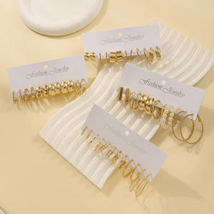 FTS - Juego de 24 Pares de Aretes de Aro Dorados de Diferentes Estilos para Uso Diario y Agente de Compras al por Mayor 1688 con Baja Comisión - Product Image 4