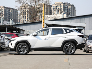HYUN-DAI <span class=keywords><strong>TUCSON</strong></span> L 2024 1.5T GLX 2WD 4WD nuova benzina SUV auto 5 posti 5 porte - Product Image 4