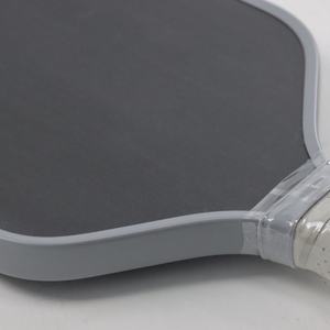 ไม้พายพิคเคิลบอลแบบกำหนดเอง OEM ODM ลายรังผึ้ง ขนาด 16 มม. ทำจากคาร์บอนไฟเบอร์ 00 & T700 ผลิตด้วยวิธีการอัดเย็น สำหรับการเล่นแบบรุกและรับ พร้อมพิมพ์ลาย UV - Product Image 3