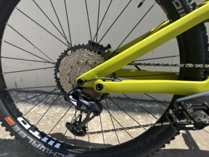 Vélo de montagne tout suspendu en carbone de 29 pouces, freins hydrauliques, 12 vitesses, cadre de 17 pouces, léger, prêt à être expédié - Product Image 5
