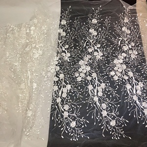 Tessuto di pizzo di <span class=keywords><strong>Tulle</strong></span> fiore <span class=keywords><strong>bianco</strong></span> <span class=keywords><strong>ricamato</strong></span> da sposa per abiti LT21896 - Product Image 1