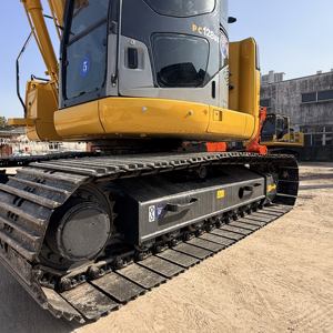 รถขุดตีนตะขาบโคมาสึ PC128US มือสองจากญี่ปุ่น น้ำหนัก 12.8 ตัน รุ่นปี 2022 บุ้งกี๋ขนาด 0.4 ลูกบาศก์เมตร มอเตอร์กำลัง 64 กิโลวัตต์  ตรวจสอบเกียร์แล้ว รับรองคุณภาพสูง - Product Image 5