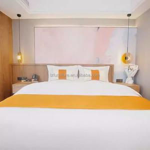 Juegos de Dormitorio Económicos para Hotel: Camas Individuales y Dobles de Madera Personalizadas con Cabecero Tapizado, Mesitas de Noche, Escritorio y Mesa Auxiliar - Product Image 5