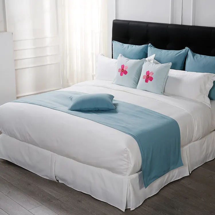 Wholesale 100% Pakistan Cotton Logo Printing Satin 5 Star Hotel Bed Linen Bedding Set