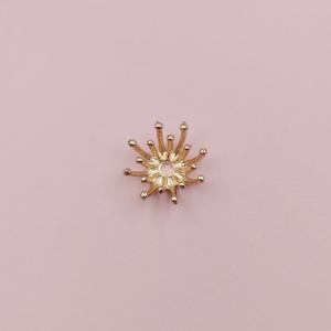 Horquillas de estilo antiguo hechas a mano Diy, accesorios para el cabello hechos de aleación de Lutin, estambres de centro de flores de doble capa - Product Image 4