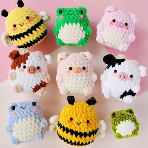 Penjualan laris boneka hewan rajutan tangan boneka hewan rajutan lucu mainan lebah babi katak renda Mini untuk hadiah bayi - Product Image 1