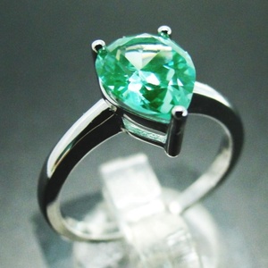 Wholesale <b>925</b> Sterling <b>Silver</b> Green Spinel <b>Ring</b> Fashionable Pear Shape Solitaire Wedding Engagement <b>Ring</b> - Product Image 1
