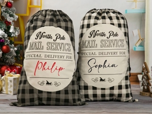 ถุงของขวัญลายสก็อตแบบมีเชือกผูก ขนาดใหญ่ สำหรับใส่ของขวัญคริสต์มาส ลายซานต้า  สามารถนำกลับมาใช้ใหม่ได้ เหมาะสำหรับตกแต่งในช่วงเทศกาล - Product Image 1