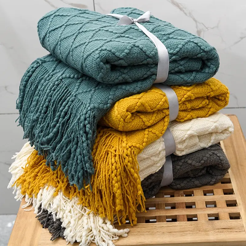 Soft Modern Knitted Blanket Solid Color Waffle Embossed Nordic Decorative Chunky Knit Throw Blanket for Sofa Bed