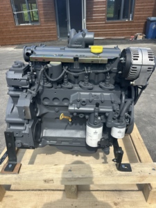 Nuevo Motor Diésel DEUTZ BF4M1012 en Excelentes Condiciones de Funcionamiento, Precio Competitivo para Maquinaria de Construcción en Venta - Product Image 1