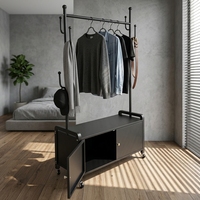 Cintres contemporains pour vêtements d'enfants avec logo personnalisé et système de rangement à voiles pour la lessive et la présentation de mode