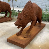 Statues de jardin en fonte grandeur nature de cheval et de cerf, décor de patio extérieur de luxe avec finition antique résistante aux intempéries, sculptures d'animaux
