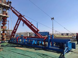 อุปกรณ์ขุดเจาะบ่อน้ำมัน Wealth Well Drilling Equipment PLC ระบบควบคุมอัตโนมัติ โครงสร้างเหล็กกล้าคาร์บอนความแข็งแรงสูง ระบบขับเคลื่อนด้วยพลังไฮดรอลิก พร้อมระบบแคทวอล์ค - Product Image 1