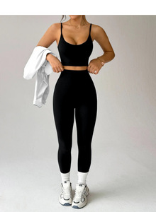 Set da Palestra <span class=keywords><strong>3</strong></span> Pezzi per <span class=keywords><strong>Donna</strong></span>: Reggiseno Sportivo con Spalline Regolabili, <span class=keywords><strong>Leggings</strong></span> a Vita Alta Modellanti e Top Corto a Maniche Lunghe - Product Image 6