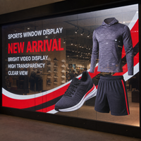 Écran LED transparent personnalisé en verre pour vitrine de magasin de vêtements de sport