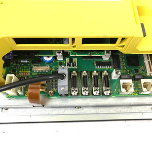 Panel Táctil con Pantalla LCD FANUC para A02B-0303-C084 A02B0303C084 - Product Image 3