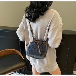 Summer Crossbody Small Bag Femmes 2025 New Mini Carry Canvas Bag Niche Drawstring Crossbody Shoulder Bag For Women Girls - Product Image 3