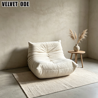 Fauteuil Caterpillar Pinwale à base sans pieds, sommet pointu, surpiqûres, entretien facile, charme rétro, pour espace de vie, direct usine