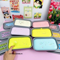 Assortiment de jouets anti-stress souples à presser, formes de gâteaux au matcha apaisants, gadgets sensoriels à remontée lente pour l'anxiété et la concentration