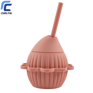 Tasse d'apprentissage 100 % silicone pour bébé avec motif de dessin animé, tasse à paille anti-fuite pour 6 mois et plus, sans BPA, pour les repas des enfants - Product Image 1