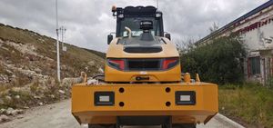 Nouveau rouleau compresseur routier Liugong 33 tonnes à double entraînement 6633E à vendre - Product Image 4