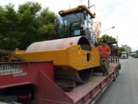 Rouleau compresseur vibrant à tambour unique de 26 tonnes XS263J, compacteur de sol robuste à vendre