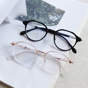 Femmes Hommes Lunettes Monture Pur Titane Ovale Rétro Optique Prescription Myopie Hypermétropie Lunettes Ultralégères Lunettes Argent Or - Product Image 4