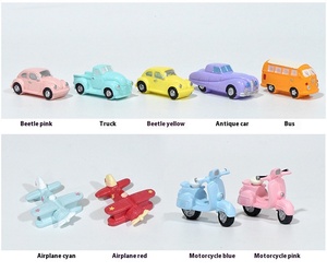 Commercio all'ingrosso Micro paesaggio resina artigianale ornamento paesaggio veicolo serie aereo moto camion antico Bus coleottero - Product Image 6