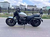 Moto Cruiser QJMOTOR Flash 250 AMT, Moteur bicylindre refroidi par eau 250cc, Fabriquée en 2025, Plus de 1700 km parcourus, Occasion