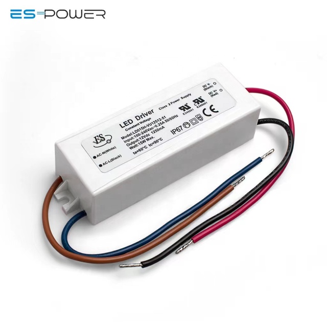 CUL CE IP67 24V 15W 100-240V Input 630mA Output Single Constant Voltage Switching Waterproof LED Driver 83% LED Lighting