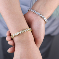 Bracelet élastique étoile sertie de pierres, bijoux, serti à griffes, étoiles brillantes, chaîne tennis en CZ, bracelet extensible, cadeau de Noël pour couples