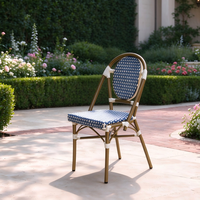 Chaise de bistrot d'extérieur empilable contemporaine en aluminium et rotin, durable, pour usage hôtelier