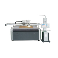 Efficiënte verpakkingsmachines, grijs karton, PP-platen, retail stickers, vinyl, digitale vlakbedplotter snijmachines, tafels, machines