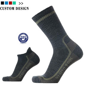 Calzini da Escursionismo in Lana Merino Leggeri Estivi con Logo Personalizzato, Calzini Sportivi da Corsa per Uomo e Donna - Product Image 1