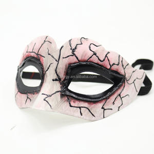 टूटे हुए बनावट के साथ यथार्थवादी प्लास्टिक आधा चेहरा हॉरर मास्क, हेलोलीन कोस्प्ले थीम वाले पार्टी पोशाक सामान और सजावट - Product Image 2