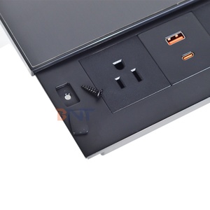 Caja de Enchufes de Acero Inoxidable para Mesa con 2 Tomas de Corriente Alterna, 1 USB-A y 1 USB-C, IP44, Tapa Deslizante, 10A, Enchufe Estadounidense - Product Image 2