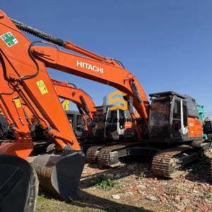 Importé, livraison gratuite, excavatrice sur chenilles Hitachi ZX240 d'occasion durable de 24 tonnes pour projets municipaux - Product Image 1