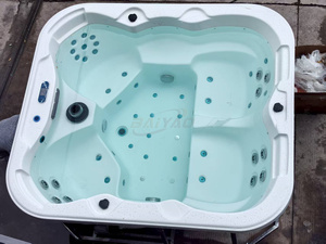 <span class=keywords><strong>Jacuzzi</strong></span> <span class=keywords><strong>Exterior</strong></span> de Lujo Hecho en China, <span class=keywords><strong>Jacuzzi</strong></span> para Patio Trasero de Hotel, Hidromasaje, <span class=keywords><strong>Jacuzzi</strong></span> <span class=keywords><strong>Exterior</strong></span> Cuadrado para 4 Personas - Product Image 4