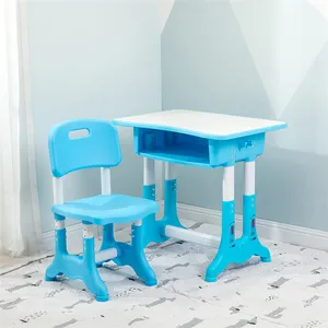 Çocuk mobilya seti plastik çelik katmanlı kurulu plastik çalışma boyama masa ve sandalye seti çocuk oyun masa